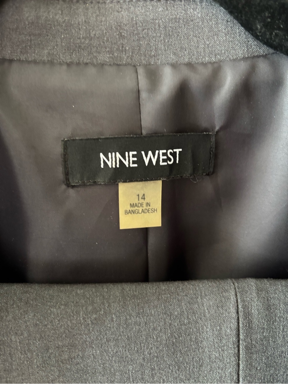 Nine West Women’s Suit Size 14 - Picture 2 of 3